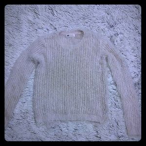 Baby pink fuzzy knitted sweater